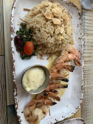 Shrimp and rice pilaf with garlic sauce