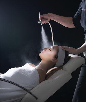 Oxygen facial