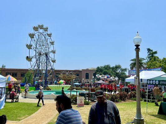 So many rides, games and vendors!