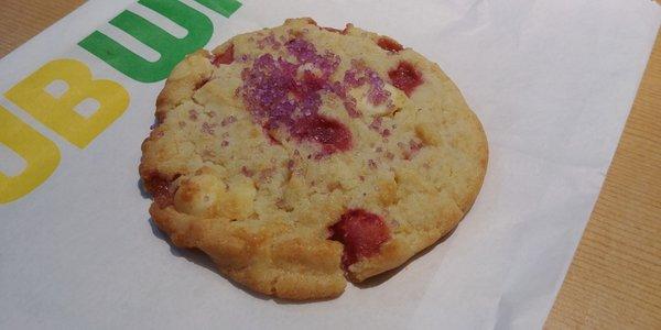 Raspberry Lemonade Cookie