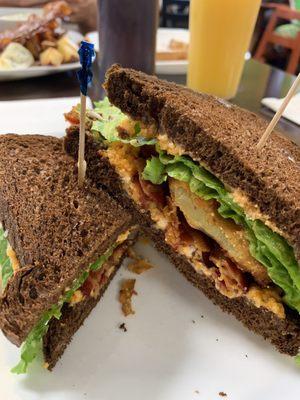 Fried Green Tomatoes on my sandwich? Yes please!