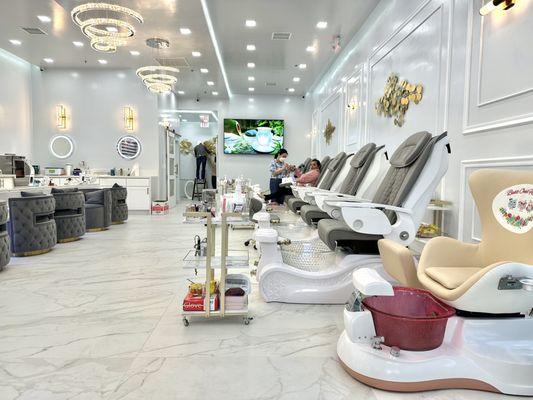 Fancy Nails Salon