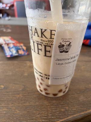 Large jasmine milk tea with boba