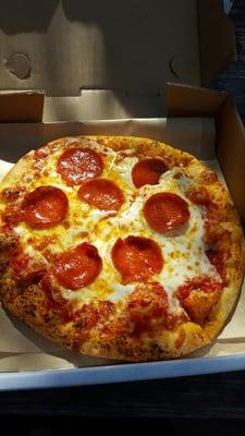 Personal pepperoni pizza