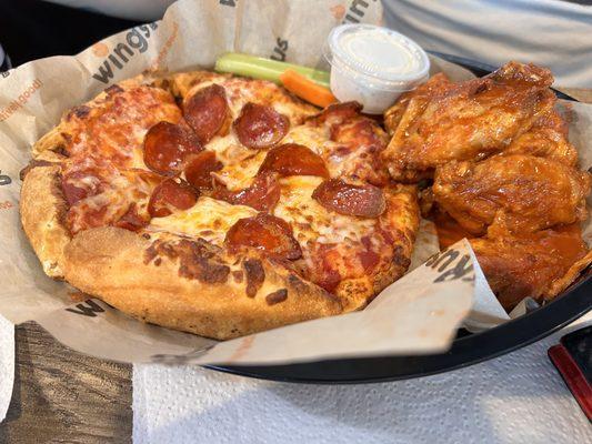 Personal Pizza and Traditional Wings Combo