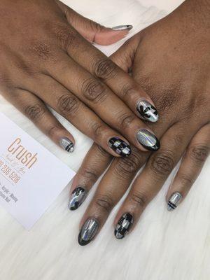 Beyoncé concert nails