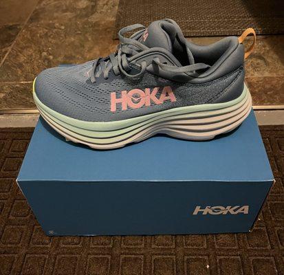 Hoka Bondi