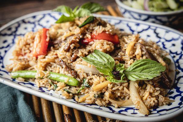 Kea Mao Fried Rice (Basil)