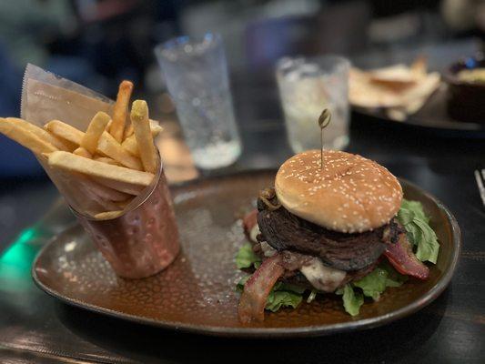 Brisket Burger (nothing special)