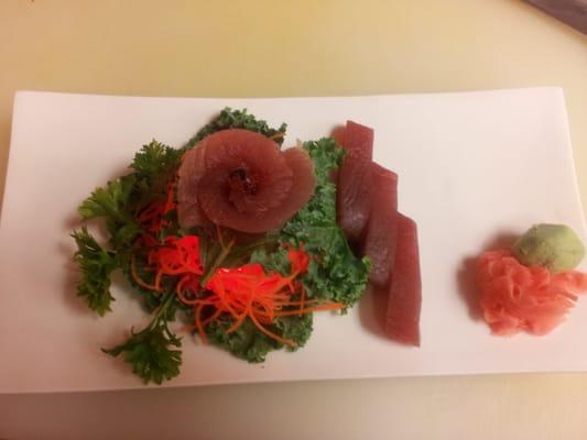 tuna sashimi