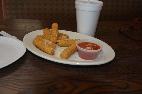 Mozzarella Stick with Marinara Dipping Sauce