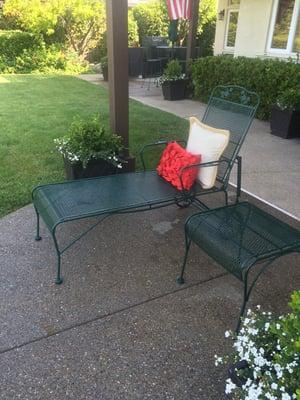 Metal lawn furniture painted