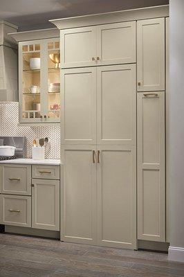 Diamond cabinets pantry walkthrough closed. Style: Montgomery. Material: Maple. Paint Color: Egret