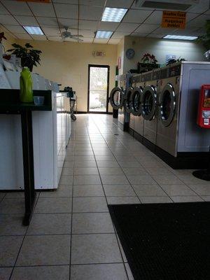 Looks pretty damn clean for a laundry mat