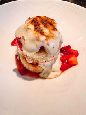 Strawberry shortcake w/ basil mousse