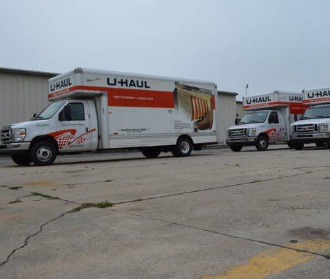 Sarks Automotive offers UHaul Rentals