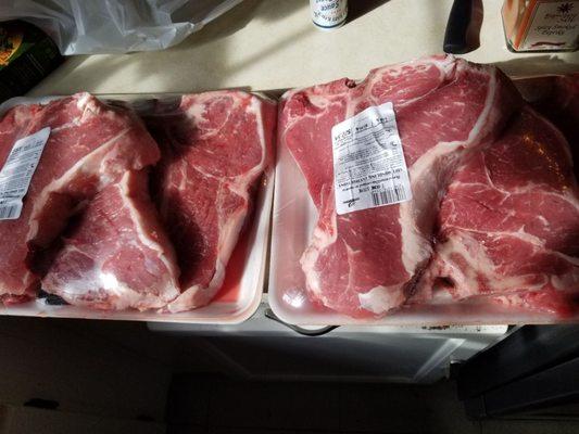 6 Steaks about 10 lbs. Awesome.