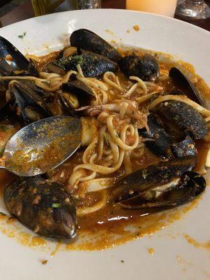 Zuppa Di Pesce Pasta