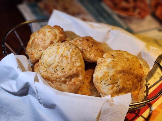 Cheddar Bay Biscuits