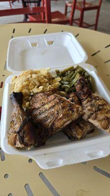 Chicken, green beans, macaroni and cheese