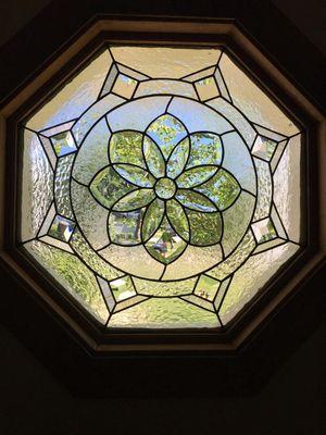 Beveled and textured glass octagon