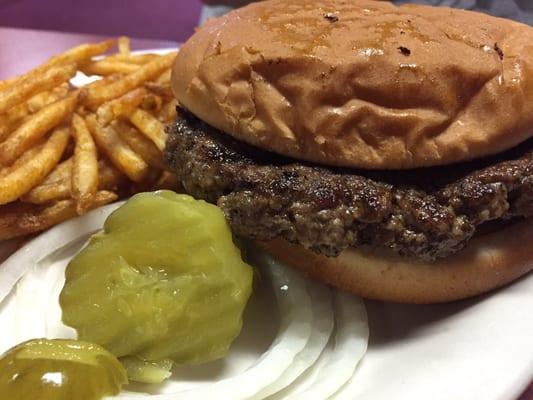 Hamburger w spicy fries