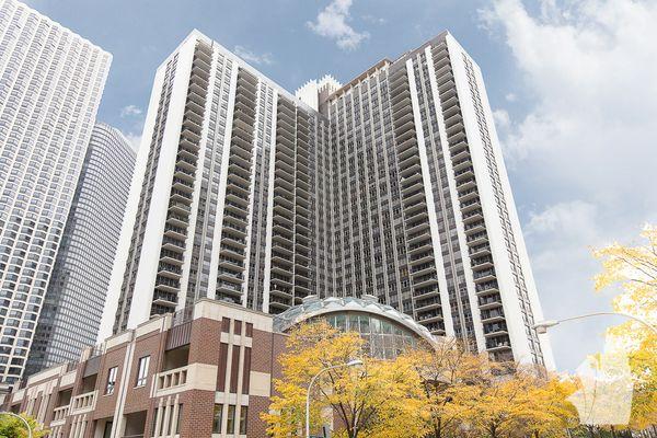 400 E Randolph St, #1727 For Sale