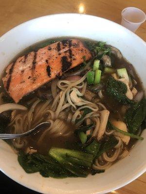 Salmon/ Chicken with vegetables (spinach, green onions, mushrooms, kale, onions), & rice noodles w/ spicy miso yaki  broth