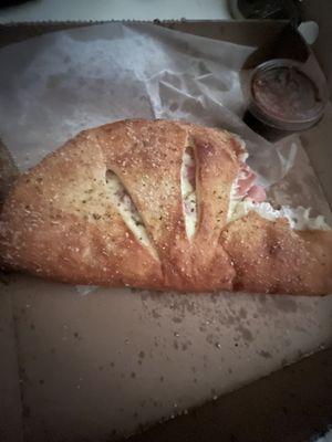 The best ham and cheese calzone I've had in Delaware!