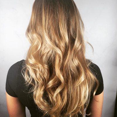 Tupper - Classic Full Balayage Highlights