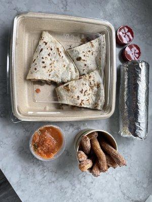 Kids Quesadilla carne, and Churritos