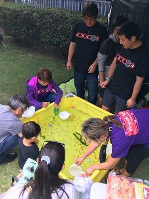 Senju Kai Hawaii with their Fish Pond game @ 2019 New Years Fair.