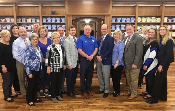 UK Coach Mark Stoops with our staff at Logan's in Lexington Green.