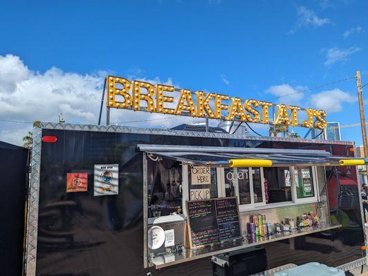 New breakfast spot. CLEAN CLEAN CLEAN brand new food truck!