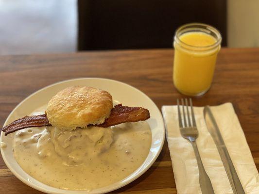 Benton's bacon, sausage gravy, and baked egg