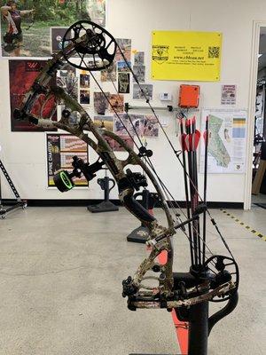 HOYT RX-4