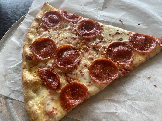 pepperoni pizza slice