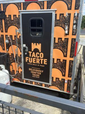 Taco Fuerte food truck