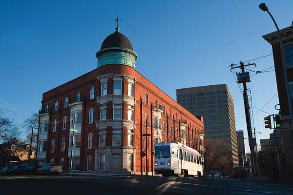 University City apartments just steps away from the campuses of the University of Pennsylvania and Drexel University