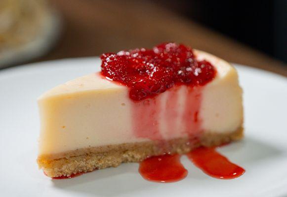 Vegan Cheesecake with Strawberry