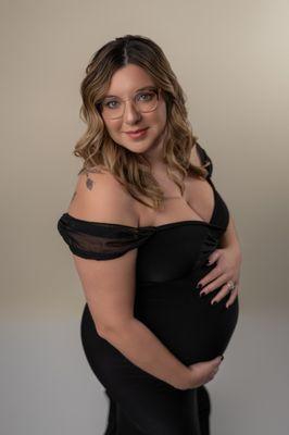 Studio Maternity