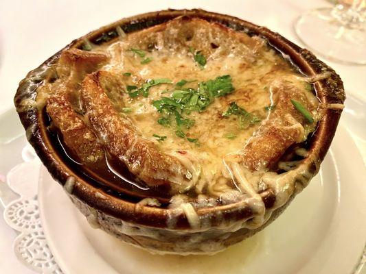 French Onion Soup Gratinée - Very good!