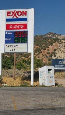 3.95 415 435 diesel 4.74 Cheapest gas in Utah ? Lol