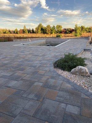 Dragon Pavers & Landscaping