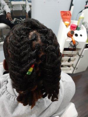 Dread loc shampoo/condition style