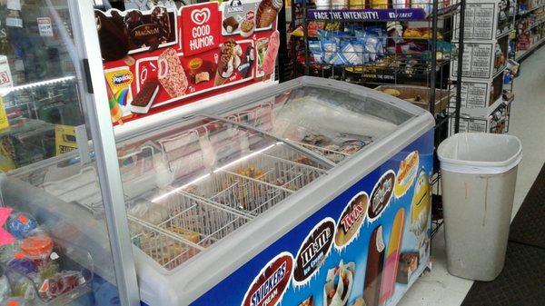 Ice cream, quick lunch items, & more!