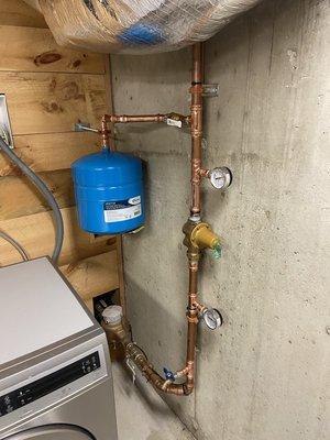 Pressure reducing valve and expansion tank. Lexington Ma