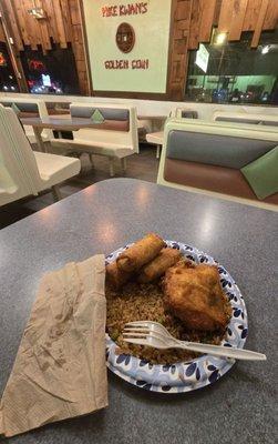 Flimsy paper plate, mini plastic fork, thin, as kleenex, napkins, greasy chicken. Overpriced.