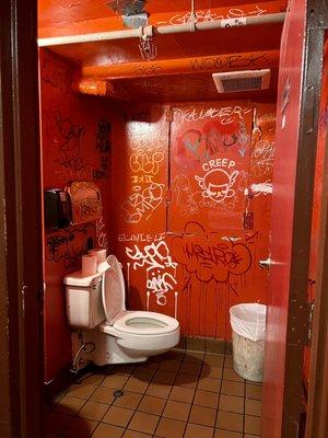 Cool bathroom