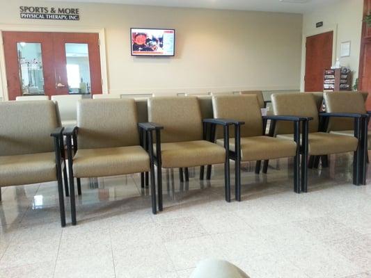 Hello...I'm the only one in the waiting room....everyone who came in after me went in first!